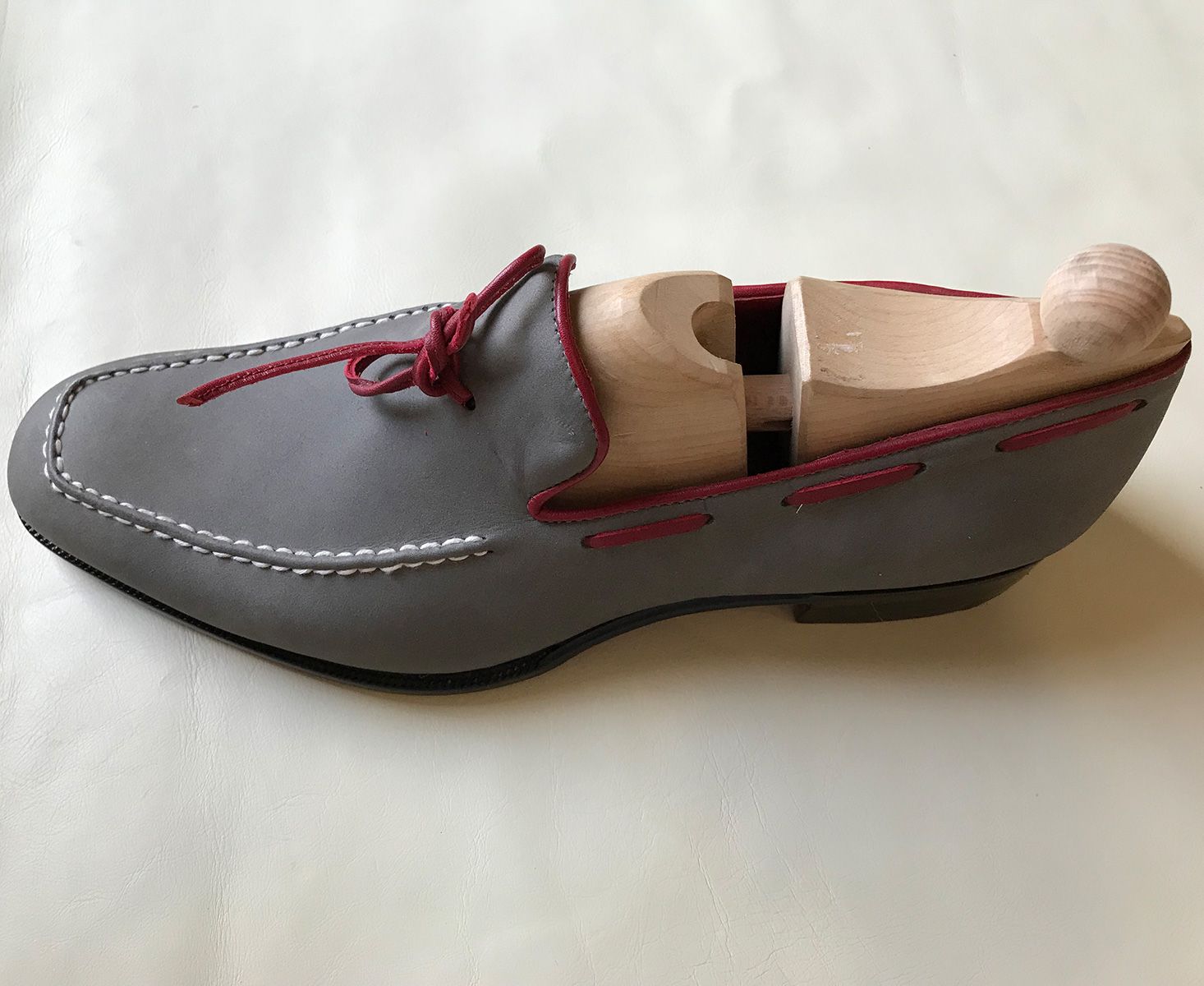 Wist Massschuhe grau Leder