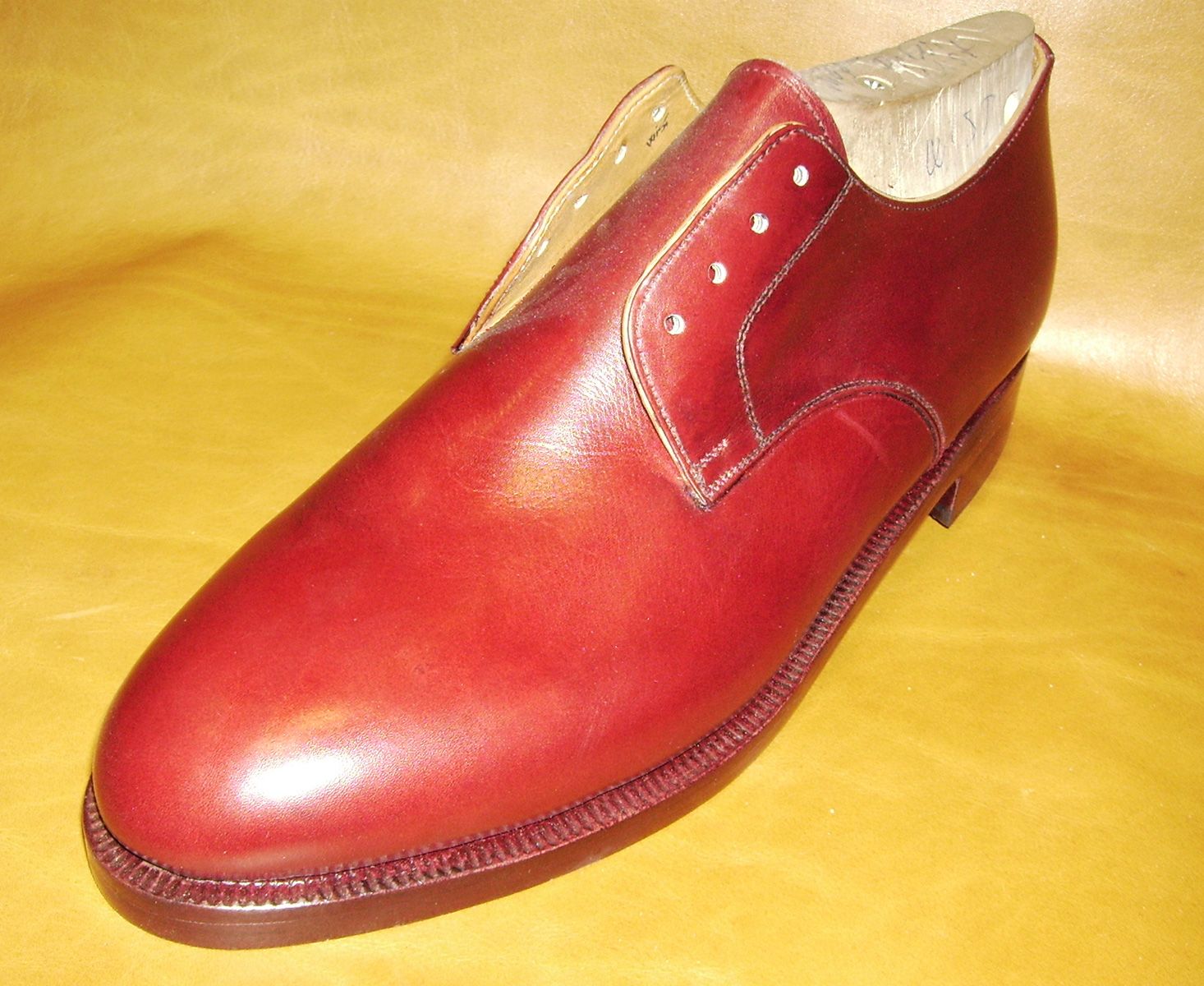 Wist Massschuhe rot Leder